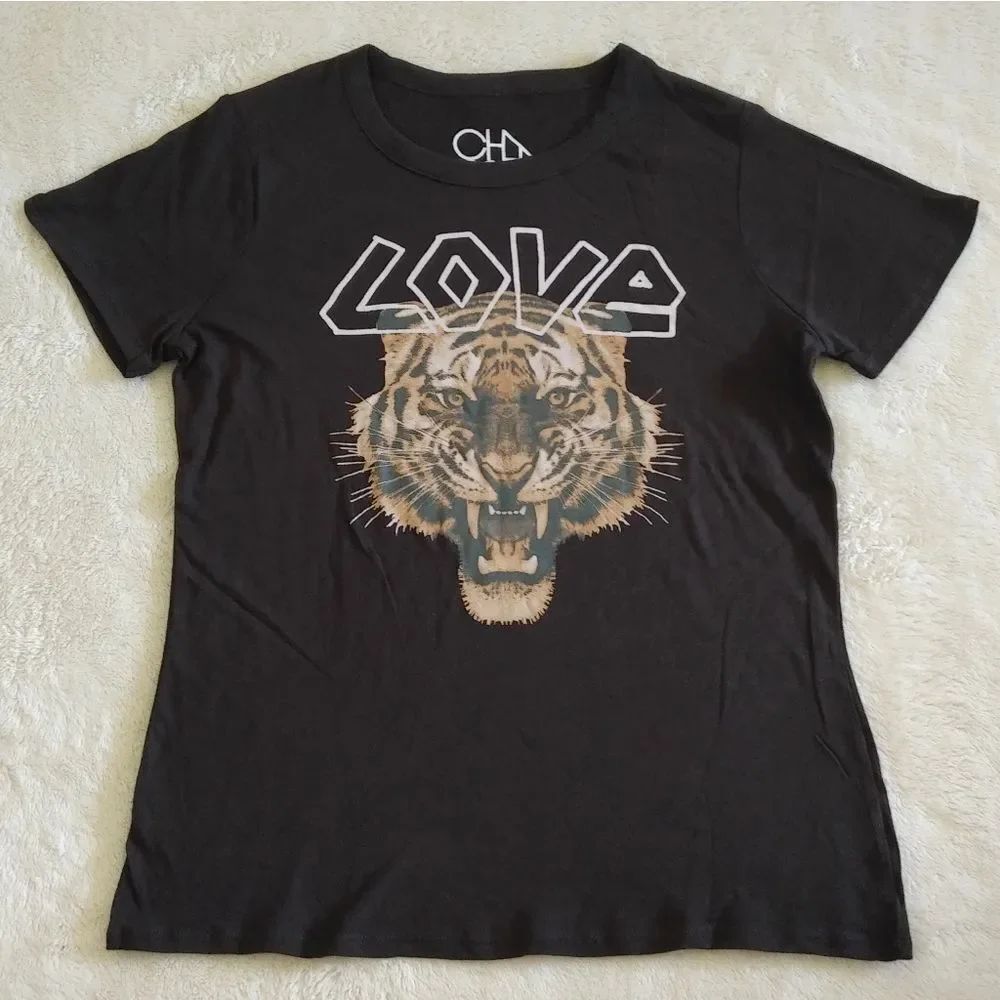 Chaser Love❤️ Tiger Head🐯 Graphic Tee - NWT